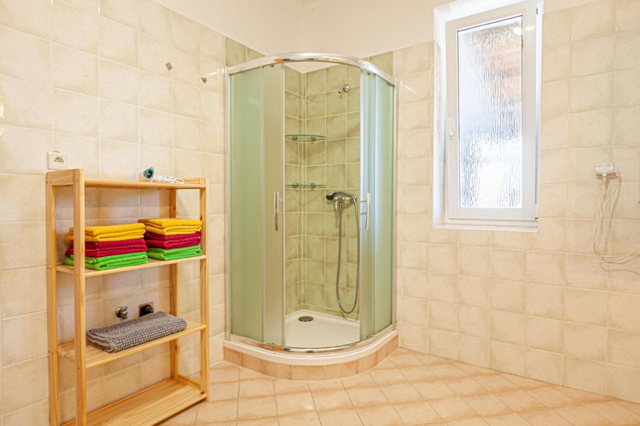 Apartmany Domek U Lesa Bitov Exterior photo